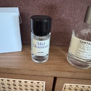 Eau de Parfum with Black Cap